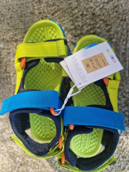 Детски сандаку geox 27 номер