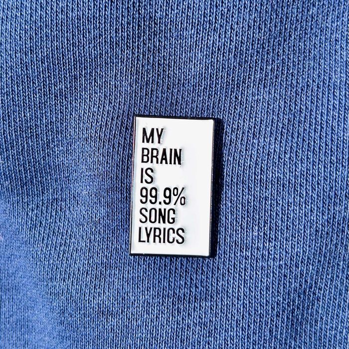 Цветни и забавни емайлирани значки(пинчета) за всеки стил