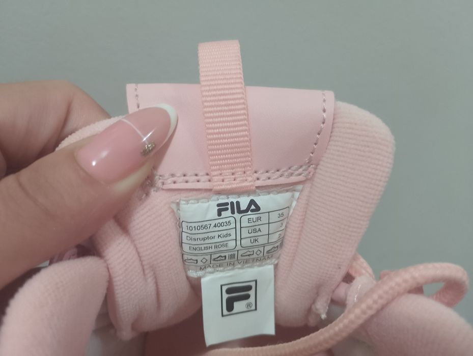 Маратонки Fila  35 номер