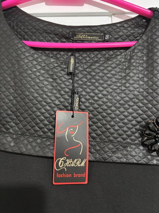 Продам новое платье. Размер 54-56