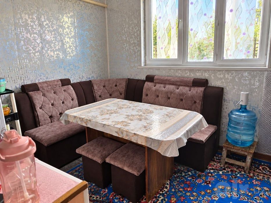 Продам 1/9/9 Сергели -6 среднее состояние. Балкон 2х3. 44 кв.м