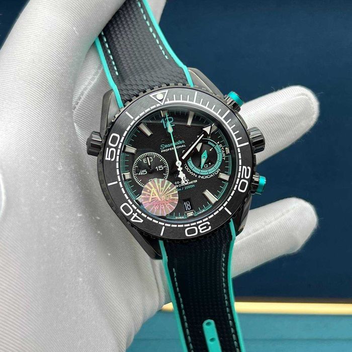 Omega seamaster planet черно-зелено
