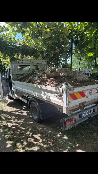 Nisip la coamnda