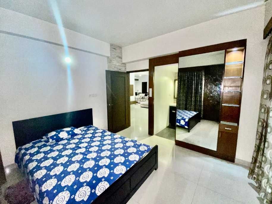 Дава се под наем Тристаен апартамент в Пловдив, Остромила - 81 кв.м за 270.3 € - Снимка #3