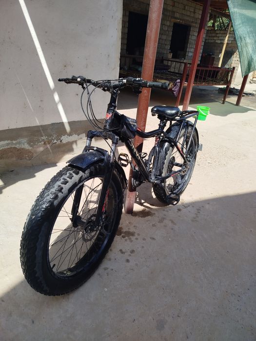 Velosiped sotiladi srochniy