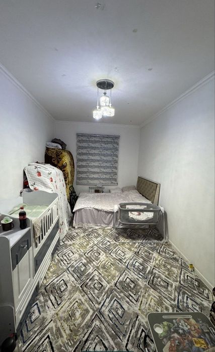 Yangihayot tumani darxon 1da 2xona srochna sotiladi.