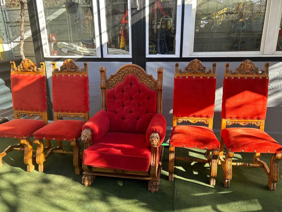 Scaune lemn masiv sculptate manual