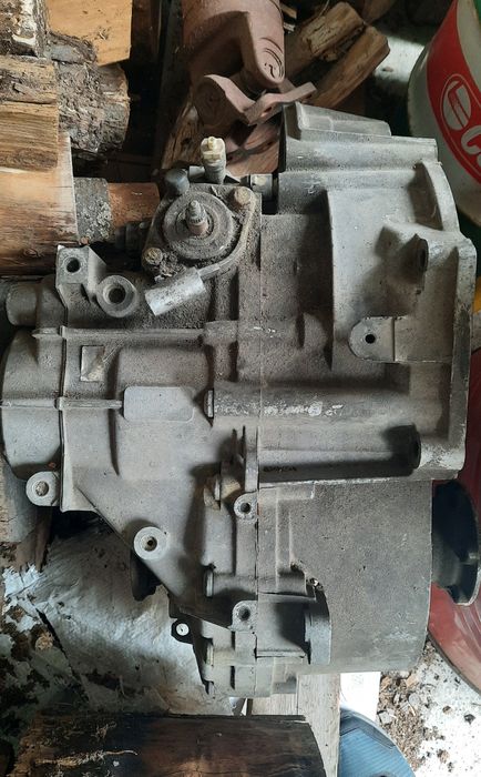 Скоростна кутия за Skoda Шкода Суперб/Октавиа 2.0TDI   NFN