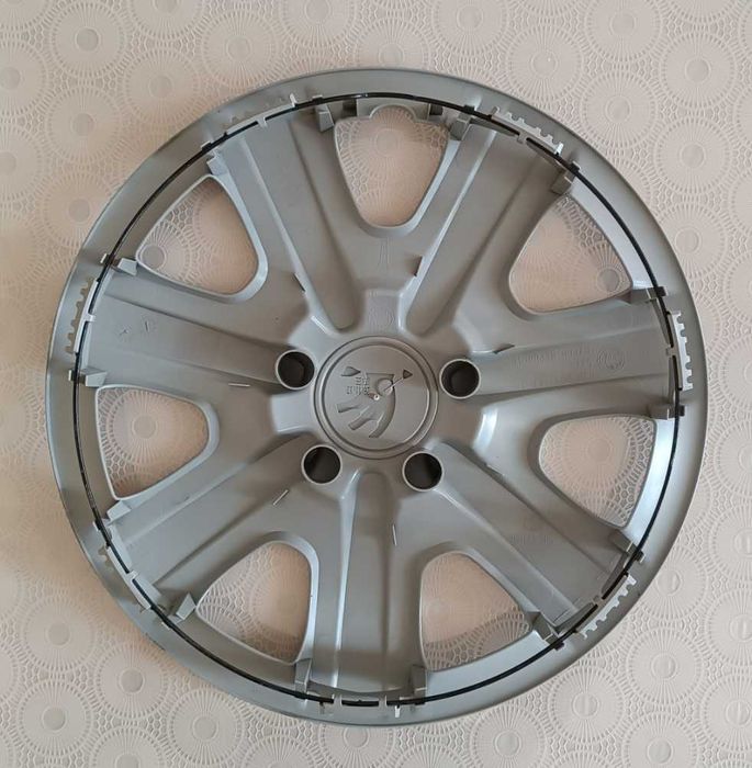 Продавам тасове за Skoda 14 цола