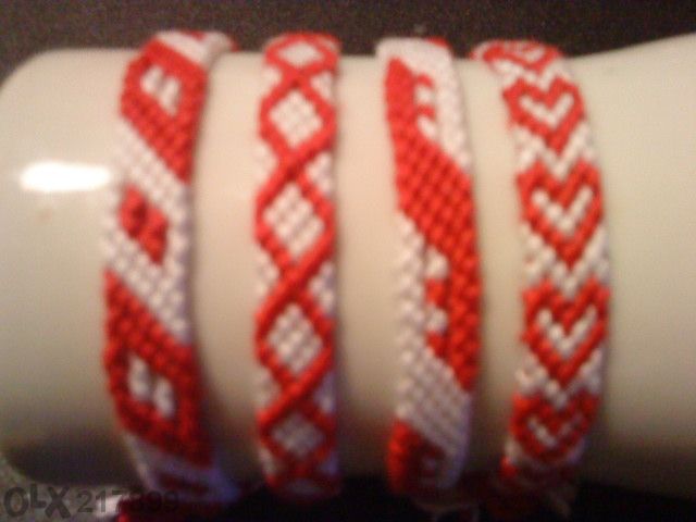 Продавам ръчно плетени мартеници - 0.55лв за брой