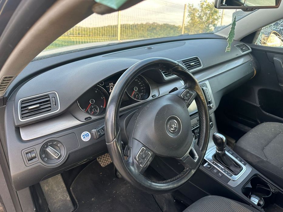 Dezmembrez / Dezmembrari / Piese / Accesorii Vw passat b7 2.0 tdi 2012 automat volan stanga