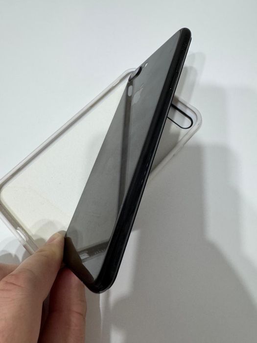 продам iphone 7 plus