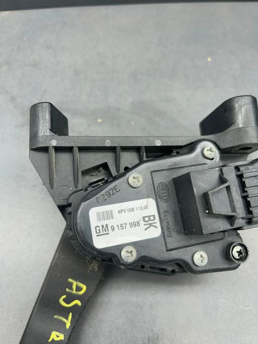 Pedala acceleratie 9157998 Opel Astra 2005 1.7 CDTI MT (101 hp)