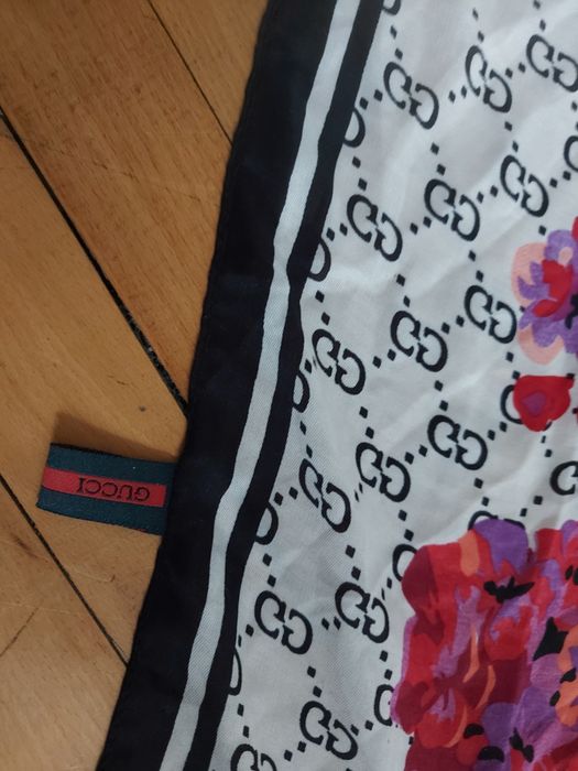 Шал Gucci , 2м дълъг