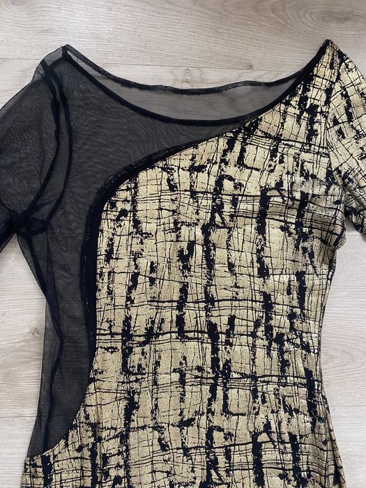 Дамска елегантна рокля черно златно размер М