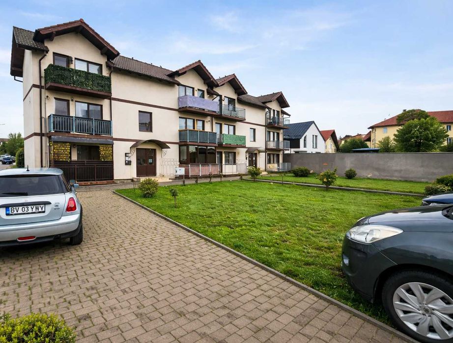 Garsonieră cu pod în bloc nou, loc de parcare și cotă 1/12 din 700 mp