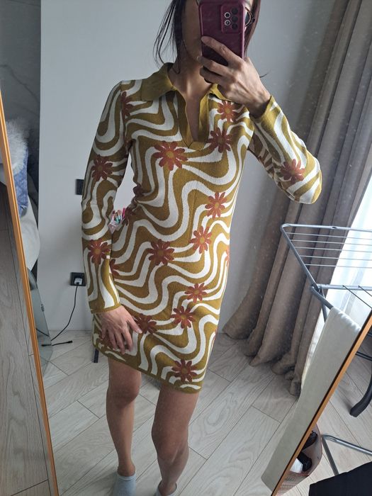 Продам трикотажные платья юбки брюки размер S