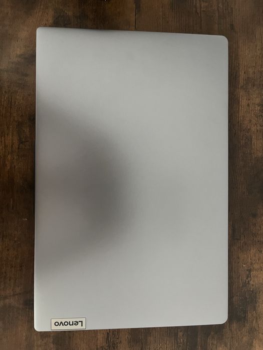 Laptop Lenovo IdeaPad Slim 3