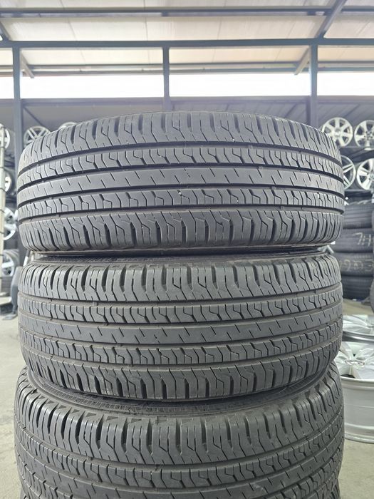 4 Броя 215/60/17 Achilles 2x7,8mm 2x7,4mm