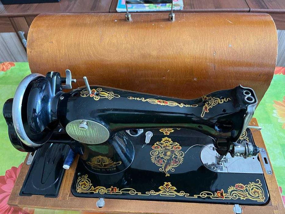 Ръчна шевна машина