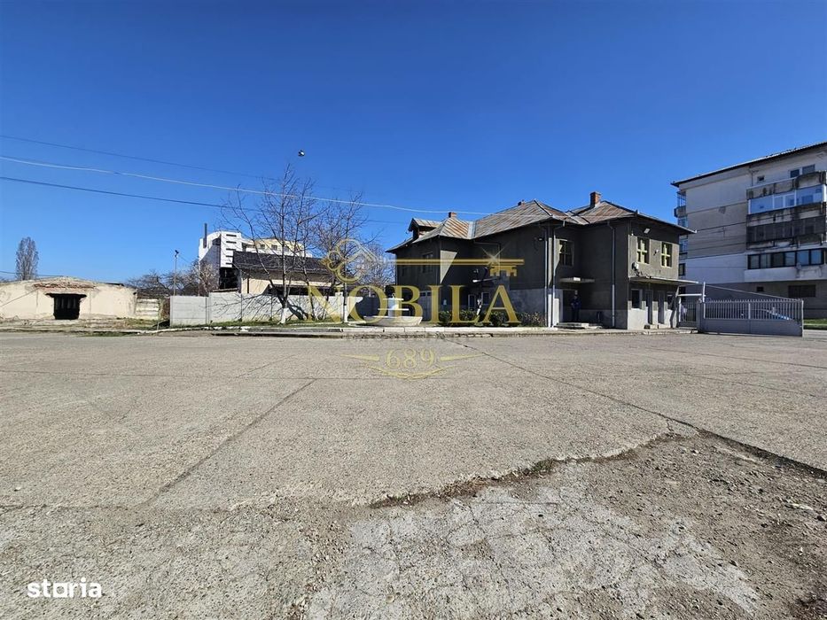 Teren Intravilan Curs Constructii ( 2 Ha) De Vanzare In Onesti