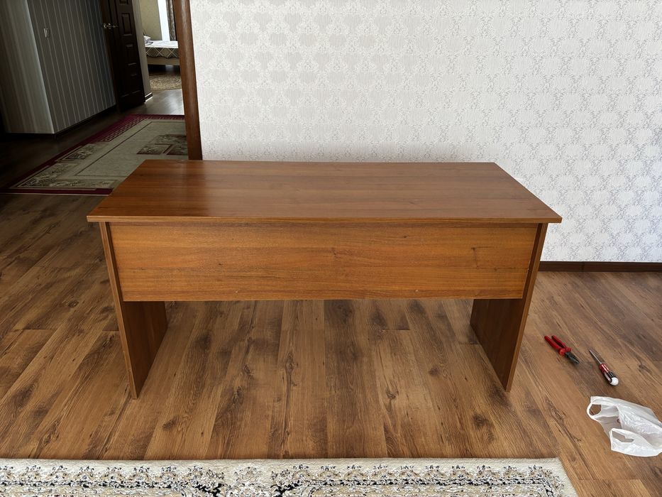 Стол офисный  новый стол