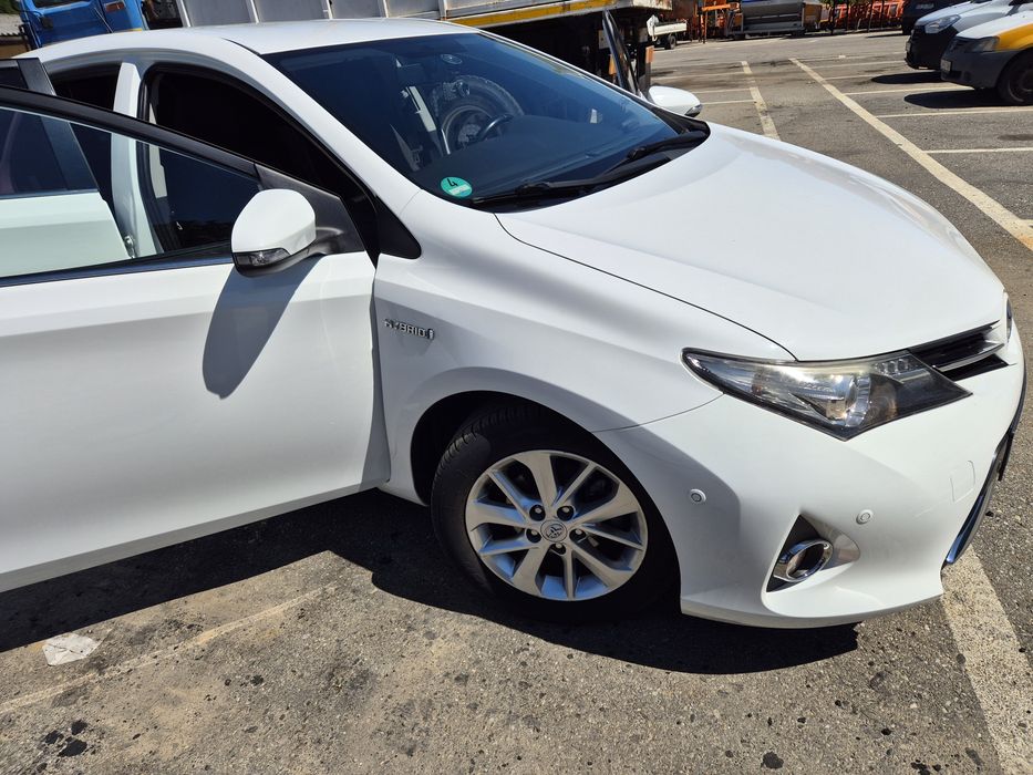 Toyota Auris HYBRID