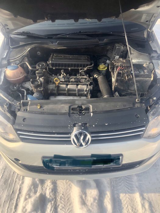 Продам машину Wolkswagen polo