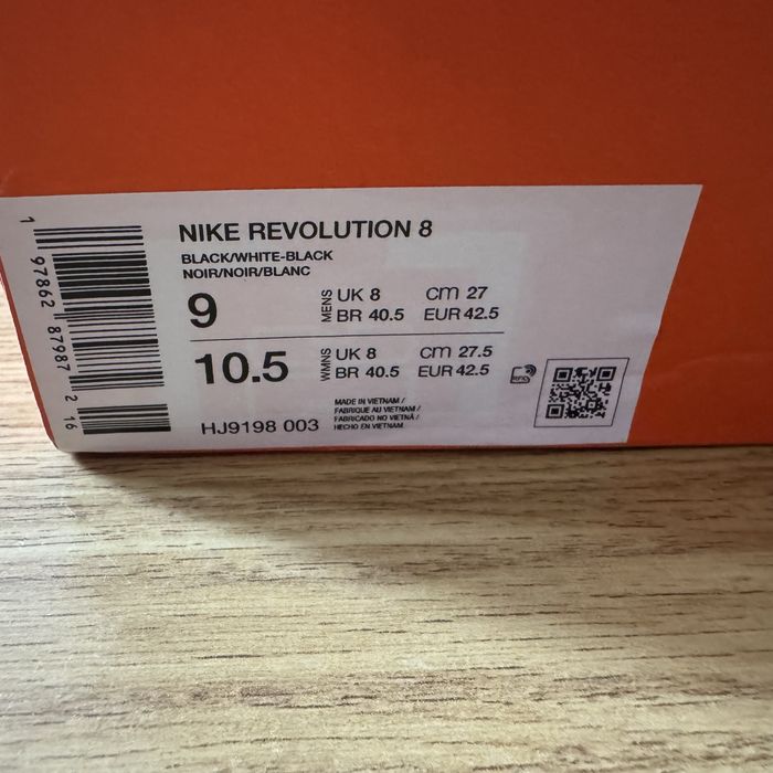 Nike Revolution 8 маратонки спортни обувки абсолютно оригинални