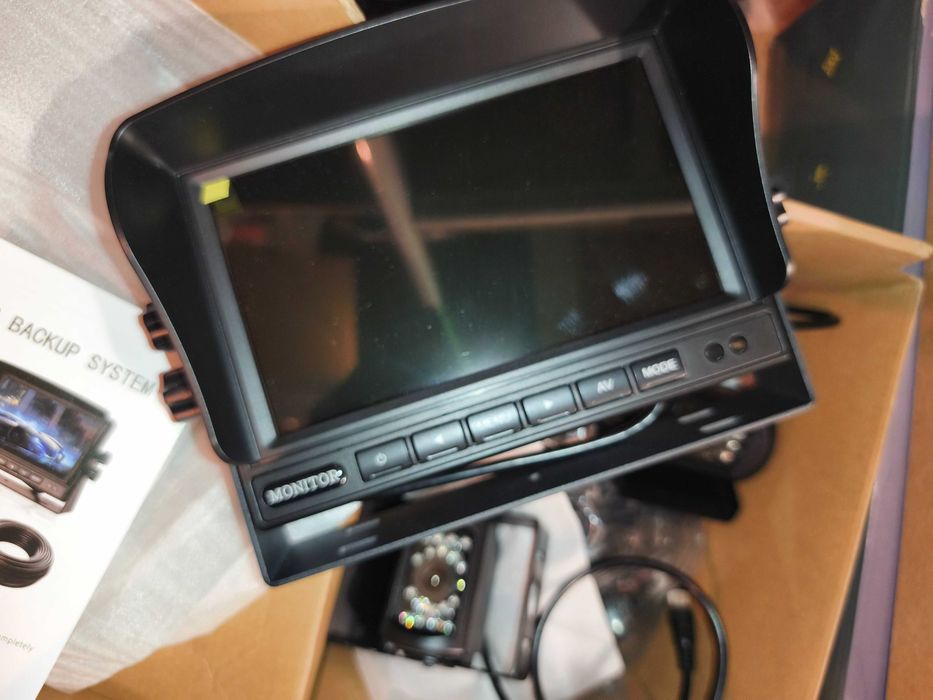 Комплект камери за задно виждане YEDDY Dual Reversing Camera Set 7" ..