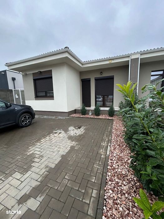 Inchiriez pe termen lung sau vand casă mobilată și utilată Serena3