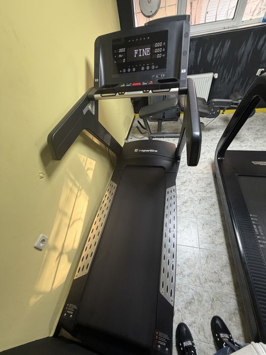 Продават се  машина за гръб и кростренажор- комбиниран