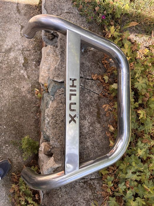 Преден Булбар Toyota Hiux 2009