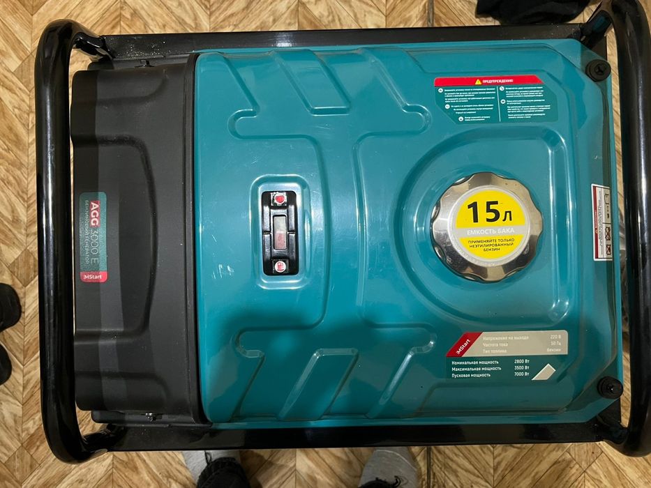 Продам бензиновый генератор 3Квт