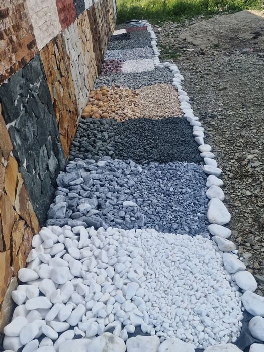 Piatra decorativa de gradina thassos alba -multicolora