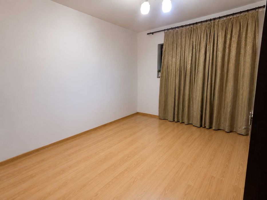 Direct Proprietar | 2 Camere Decomandat | 50 mp | Demisol Înalt | Parțial Mobilat | Bloc 2014 | Centrală Proprie