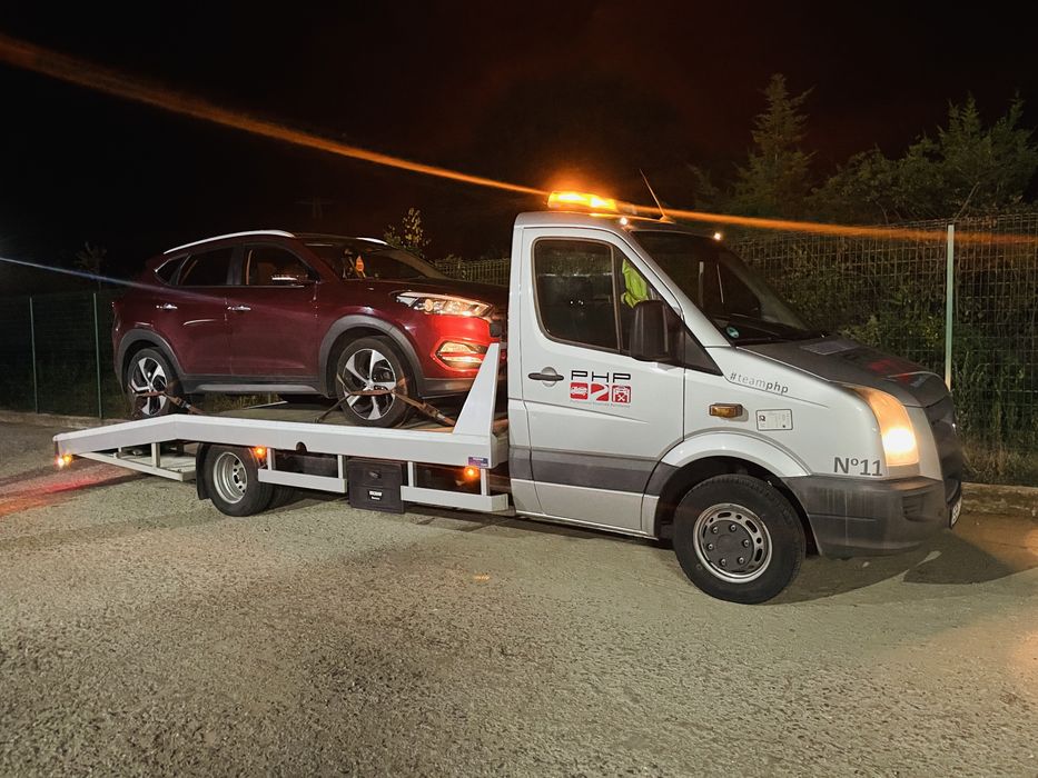 Service auto mobil Tractari auto Ridicari cu macara