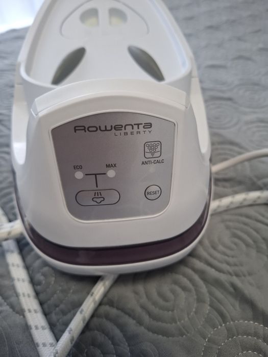 Stație de calcat Rowenta 2200 w