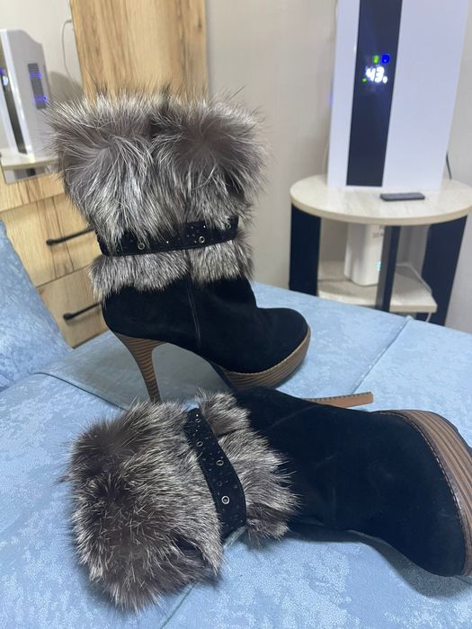 Женская обувь сапоги