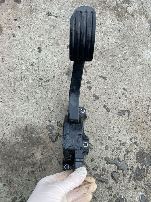 Pedala acceleratie Volvo XC60 S60 V60 31329058