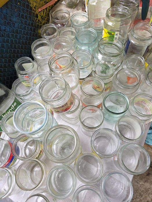 Продаю разного размера банки