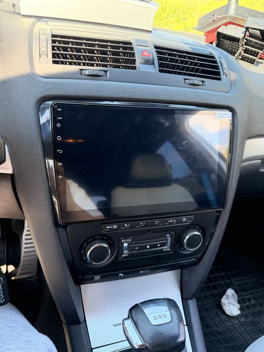 SKODA Octavia 2010 — imagine 4