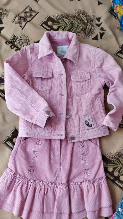 Вещи для девочки демисезонная от 2 до 5 лет.