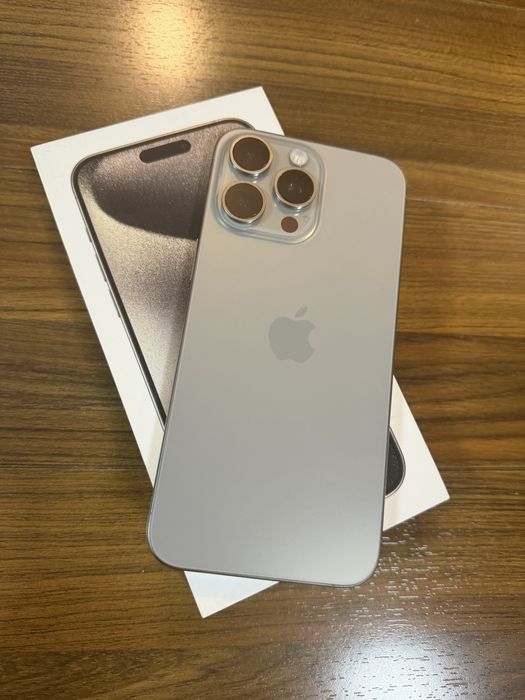 iPhone 15 Pro Max Natural Titanic