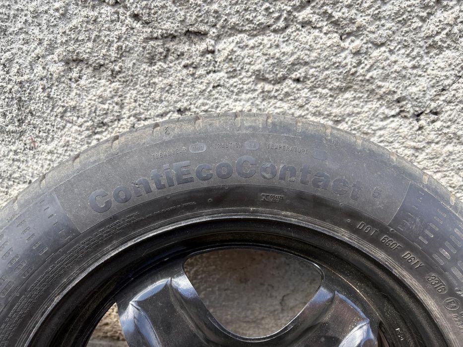 Jante originale DACIA cu anvelope Continental 205/55 R16 noi
