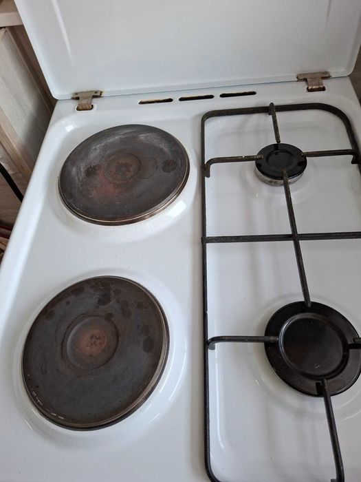 Готварска печка на газ и ток