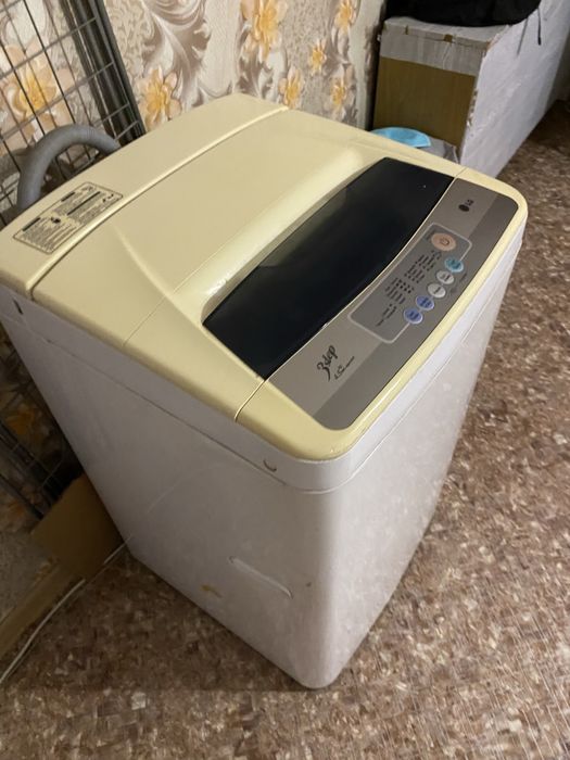 продам машинку стиральную