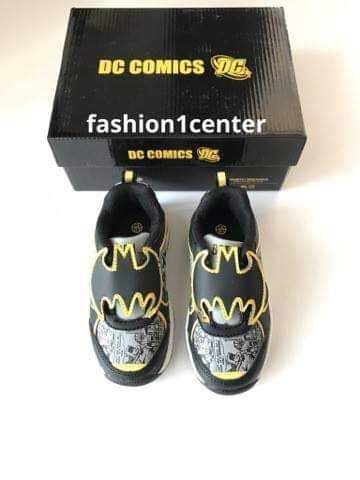 Pantofi sport / Adidasi pentru copii de la Dc shoes , editie Batman