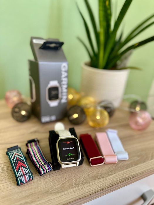 Garmin Venu Sq - alb/aurie