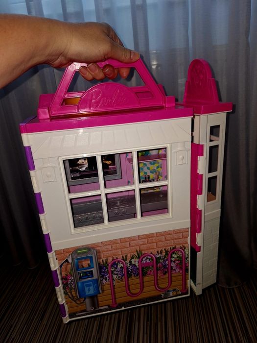 Restaurant Barbi Mattel pliabil.